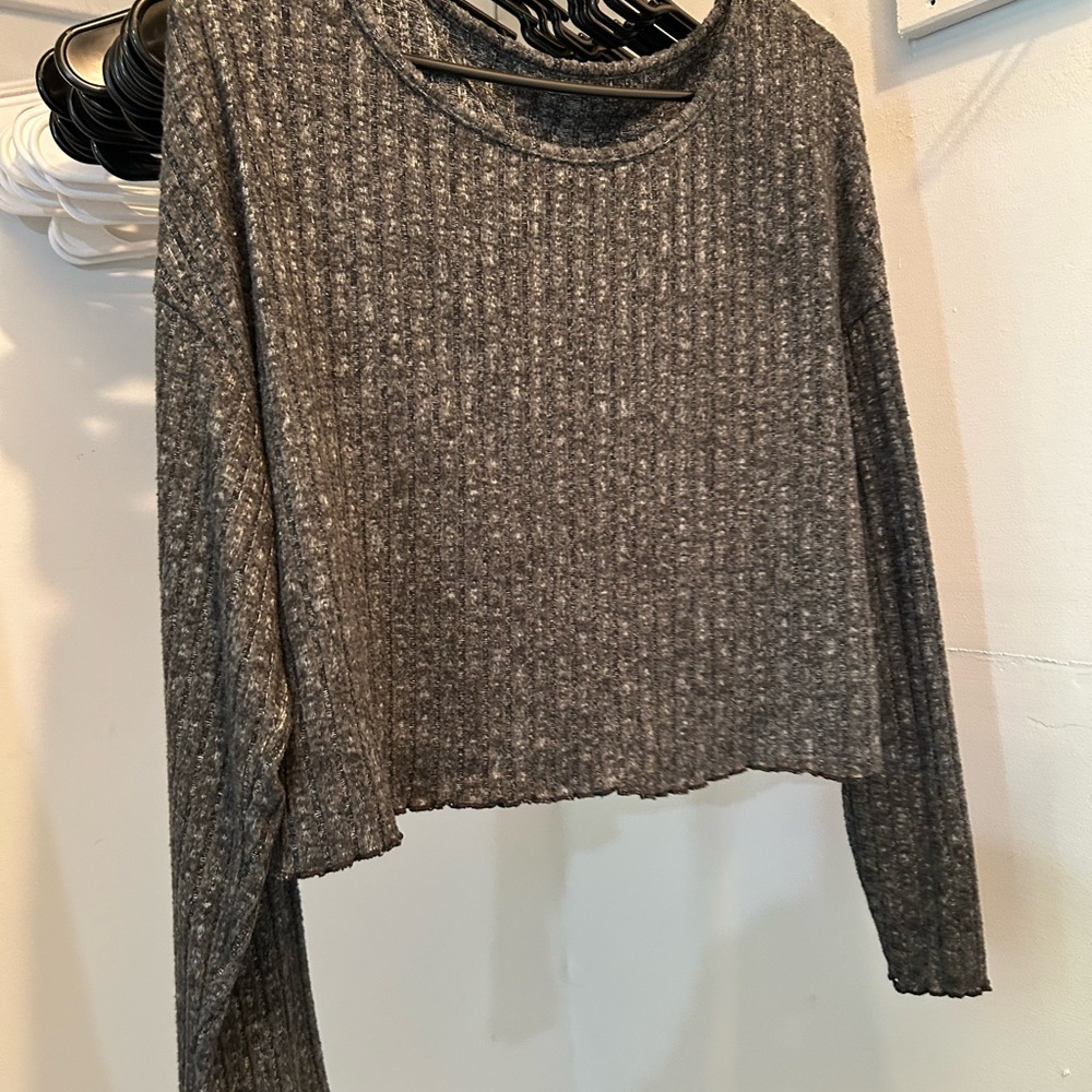Ribbed Long Sleeve Crop Tops - charcoal grey  and mauve Pink - Picture 2 of 7
